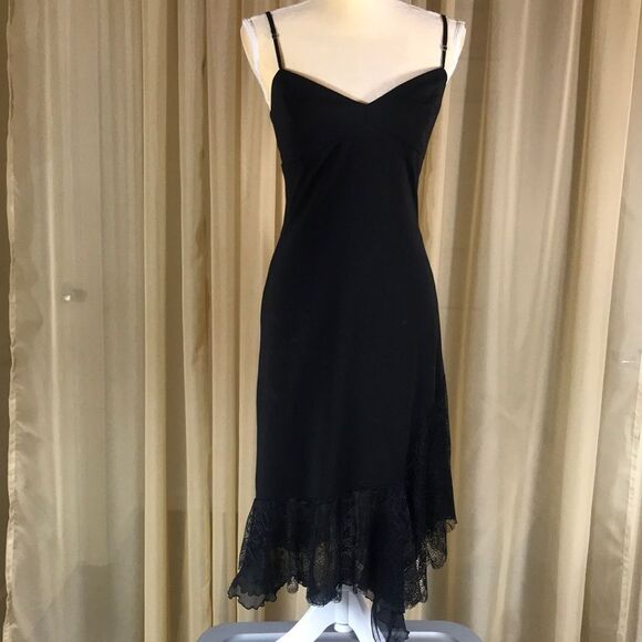 BCBGMaxAzria Dresses & Skirts - BCBCMAXAZRIA BLACK DRESS 👗